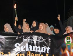Muharraman : Menjaga Tradisi, Menegaskan Jati Diri dan Menguatkan Kebanggaan Terhadap Sekolah