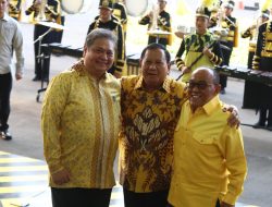 Momen Keakraban Prabowo dengan Airlangga dan Aburizal Bakrie di Acara Golkar Institute