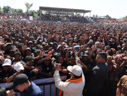 Di Hadapan Ribuan Pendukung Masyarakat Perbatasan, Prabowo Sebut Jokowi Setia Pada Rakyat