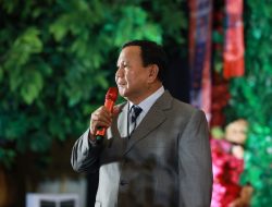 Doa Prabowo saat Hadiri Pernikahan Anak Hotman Paris: Semoga Berbahagia dan Diberi Kebaikan