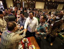 Survei Indikator: Head to Head Prabowo Unggul Versus Ganjar