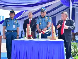 TNI AL Kembali Bangun Satu Kapal Harbour Tug Buatan Dalam Negeri