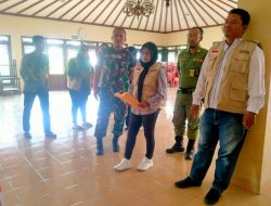 Bati Wanwil Bersama Babinsa Dampingi Panwascam Pemilu 2024 Di Kelurahan Joyotakan