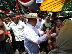 Para Santri Serukan Dukungan ke Prabowo saat Bahlil Tanya: Cocok ya jadi Presiden?