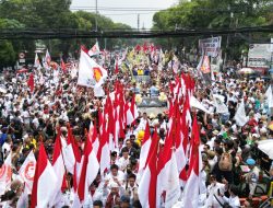 Pendaftaran ke KPU Ramai, Prabowo Minta Maaf ke Warga Jakarta yang Kemacetan