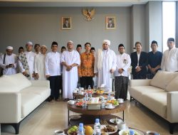 Di Solo, Muzani hingga Cawapres Gibran Silaturahmi dengan Habib Jindan dan Habib Ali Kwitang