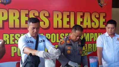 Polsek Tampan Gelar Pemusnahan Barang Bukti Sabu Seberat 1.949,75 Gram dan 1.904 Butir Pil Ektasy 