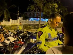 Kasat Lantas Polres Pelalawan Pimpin Penertiban Aksi Balap Liar di Komplek Bhakti Praja