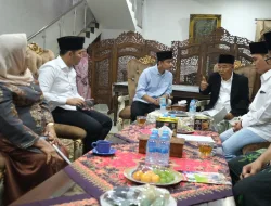 Kyai dari Mojokerto Sebut Prabowo-Gibran Pasangan yang Mampu Hadapi Berbagai Tantangan