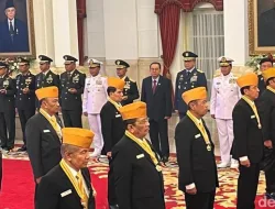 Presiden Jokowi Lantik Dewan Pimpinan dan Pertimbangan Legiun Veteran RI