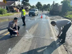 Grand Max Vs L 300 Tabrakan, Sembilan Luka-luka