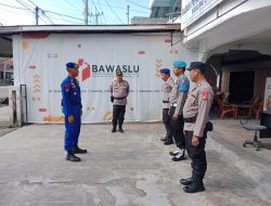  Satgas Preventif OMB Polres Rohil Bersihkan Ruangan Bawaslu dan Pengamanan Standby