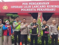 Berikan Pelayanan Kesehatan, Satgas Banops Dokkes Ops Lilin-LK Patroli ke Pos PAM dan Masyarakat