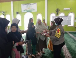 Sampaikan Pesan Kamtibmas, Polresta Pekanbaru Gelar Jum’at Curhat Bersama Warga di Kelurahan Rumbai Bukit