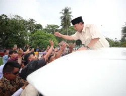 Tiba di Benteng Speelwijk, Prabowo Disambut Histeris Warga Banten Lama