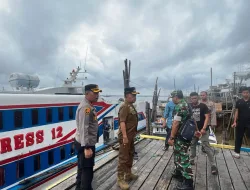 Akibat Cuaca Buruk, Dua Kapal Ferry Bertabrakan di Selat Panjang