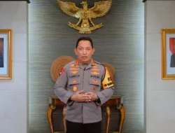 Kapolri Ucapkan Selamat Natal dan Tahun Baru: Mari Rayakan Penuh Kedamaian