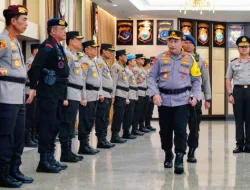 Kapolri Pimpin Upacara Kenaikan Pangkat 45 Perwira Tinggi Polri