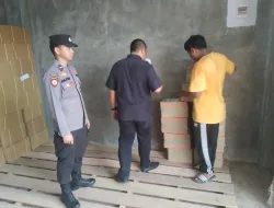 Polres Kuansing Lakukan Pengamanan Kedatangan Logistik Formulir C Hasil Salinan Dalam Rangka Pemilu Damai 2024