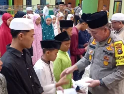 Irwasda Polda Riau Ajak Masyarakat Inhu Ciptakan Pemilu Damai Usai Sholat Subuh Berjamaah