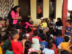 Peduli Kemanusiaan Warga Terdampak Banjir, Polres Pelalawan Lakukan Cooling System dengan Dirikan Dapur Umum