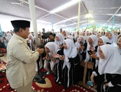 Tiba di Ponpes Genggong, Prabowo Disambut Seruan Presiden