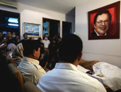 Prabowo Melayat ke Rumah Rizal Ramli dan Silaturahmi dengan Keluarga Almarhum