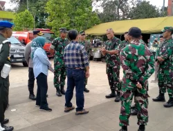 TNI Bantu Kesulitan Masyarakat Terdampak Bencana Gempa Sumedang