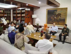 Khofifah Resmi Jadi Jurkamnas Prabowo-Gibran, Rosan: SK Sudah Ditandatangani