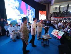 Prabowo Disambut Antusias Ribuan Massa Pendukung di Bengkulu