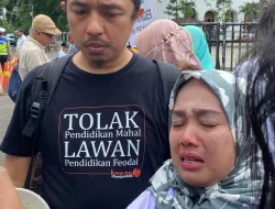 Puluhan Orang Tua Korban Penahanan Ijazah, Aksi Demonstrasi di Gedung Sate