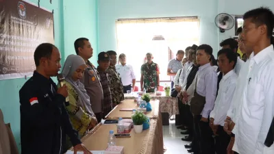 Kapolres Dumai Hadiri Acara Pengambilan Sumpah dan Pelantikan KPPS