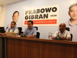Bantah Isu Beras Bulog Berstiker Prabowo-Gibran, TKN Minta Bawaslu Turun Tangan