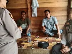 Patroli ke Desa Tanjung Alai, Kapolsek XIII Koto Kampar Ajak Tokoh Masyarakat Sukseskan Pemilu 2024