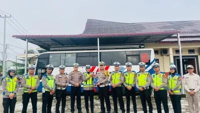 Kasat Lantas Polres Kuansing Beri Reward Personel Berprestasi
