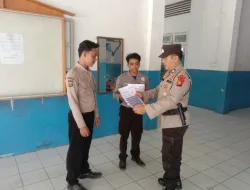Wujudkan Pemilu Damai 2024, Sat Binmas Polres Dumai Laksanakan Sosialisasi dengan Membagikan Brosur Himbauan Kamtibmas