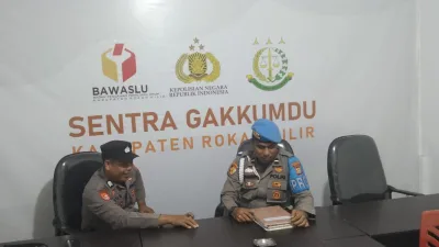 Pemilu Semakin Dekat, Polres Rohil Perketat Pam Ruangan Kantor Bawaslu