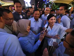 Hadiri Acara ‘Rabu Biru’, Prabowo: Kita Butuh Keberlanjutan Pembangunan