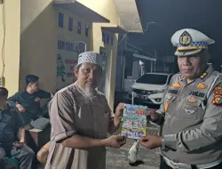 Patroli Malam, Ditlantas Polda Riau Sampaikan Pemilu Damai ke Masyarakat