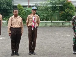 Tanamkan Kedisiplinan Babinsa Berikan Materi Latihan PBB