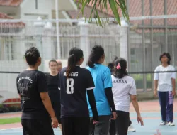 SABTU PRODUKTIF BERSAMA WARGA BINAAN DALAM BERLATIH VOLLY