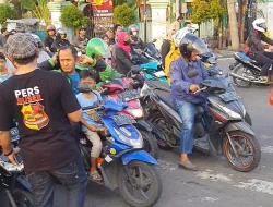 Wartawan Berbagi Takjil, Eva Andryani : Ibarat Lidi, Kami adalah Kekuatan yang tak Terbantah