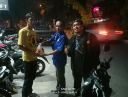 DPD SPI Siak Agungkan Ramadhan 1445 Hijriah, Bagikan Takjil Sahur On The Road