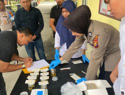Satnarkoba Polres Kampar Tes Urine Personil