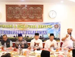 Jalin silaturahmi Kapolres Pelalawan Bersama Forkopinda Kabupaten Pelalawan Hadiri Buka Bersama PWI Kabupaten Pelalawan