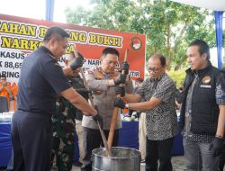 Kapolda Riau Perintahkan Sikat Habis Kampung Narkoba