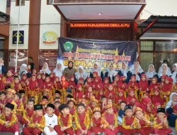 Berkah Ramadhan, Rutan Bangil Kanwil Kemenkumham Jatim Laksanakan Kegiatan Bagi Takjil dari TK Wachid Hasyim Kepada WBP