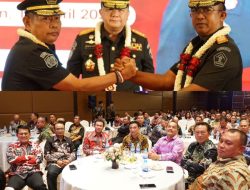 Kalapas Binjai Theo Adrianus Didampingi Ketua DW Ny Ulan Theo Hadiri Serah Terima dan Pisah Sambut Kakanwil Kumham Sumut
