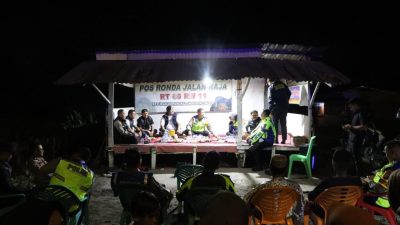 Naik Motor dan Sambangi Pos Kamling, Kapolres Pelalawan Himbau Masyarakat Jaga Situasi Kamtibmas
