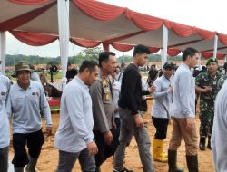 Kapolresta Pekanbaru Laksanakan Penanaman Pohon Bersama Anggota Apeksi dan Delegasi